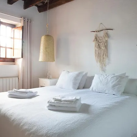 Luxury Villa, Host Up 20 To 28 Guests, Pool, 3km Cunit