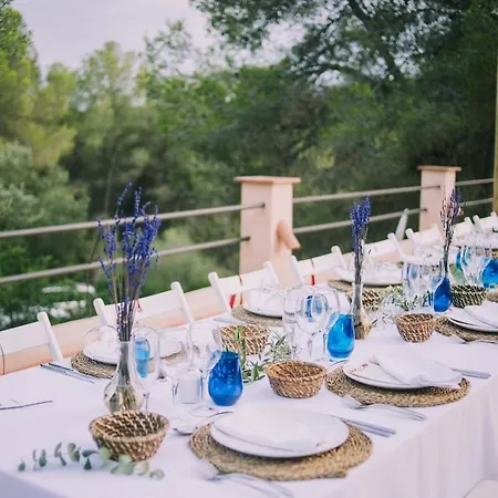 Luxury Villa, Host Up 20 To 28 Guests, Pool, 3km *