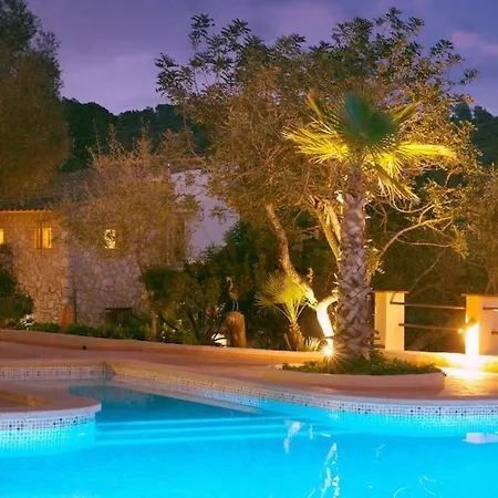 Luxury Villa, Host Up 20 To 28 Guests, Pool, 3km Cunit