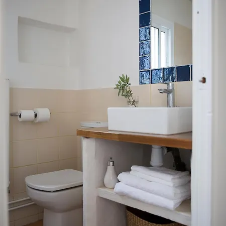 Luxury Villa, Host Up 20 To 28 Guests, Pool, 3km קוניט